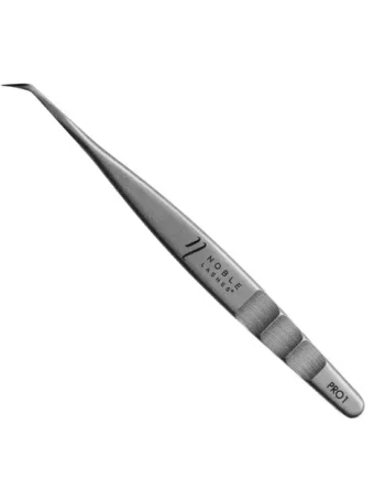 Noble Lashes – Noble Volume PRO 1 – L, 50° Tweezer