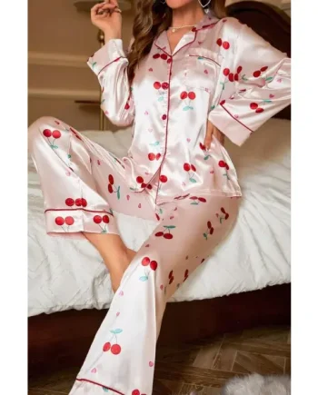 Deluxerie Pajama Set Yoanna