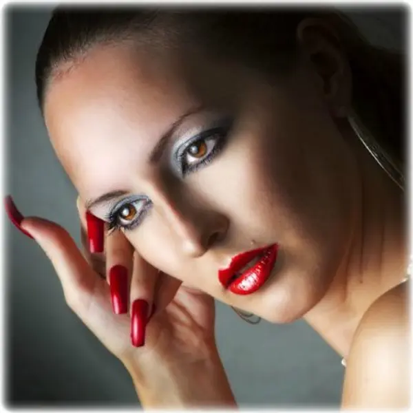Wide Fitting Nails