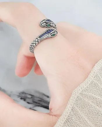 Adjustable Snake-Shaped Ring
