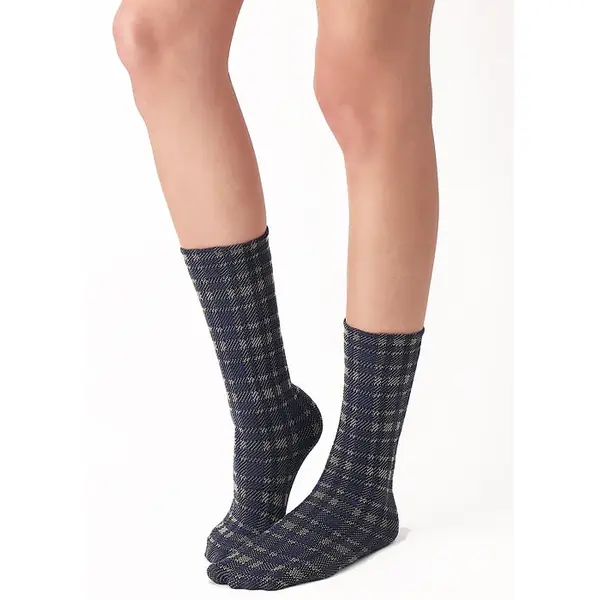 Oroblu Texture Tartan Ankle High