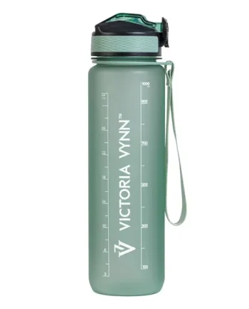 Victoria Vynn – Water Bottle with Straw Green