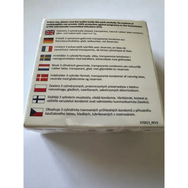 Packet of 3 EXS Nano Thin Condoms in box