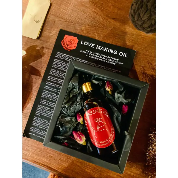Love Making Oil – Artemis Rose