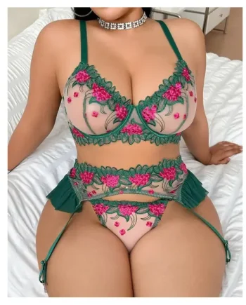 plus size embroidered lingerie set