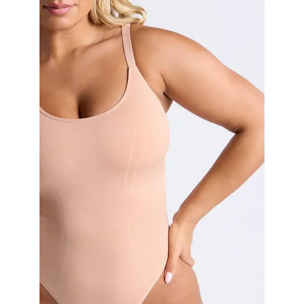 Smoothing built-in support bodysuit