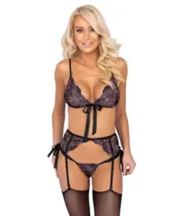 Kissable Embroidered Floral Bra Set